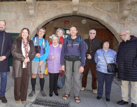 La delegada de la Xunta, y el director de Turismo de Galicia, Xosé Merelles, hacen balance de un "año histórico" para Vigo