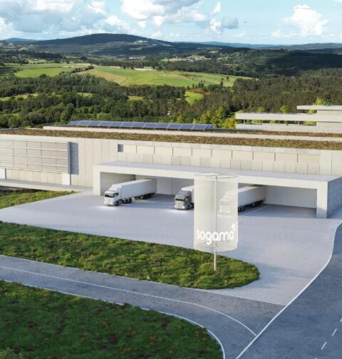 La Xunta destinará cerca de 25 M€ a la construcción y gestión de la primera planta pública de clasificación de residuos textiles de Galicia