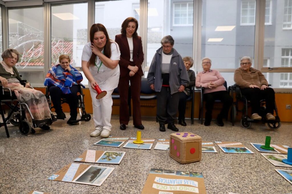 Ángeles Vázquez subraya que pueden acogerse la estas aportaciones los ayuntamientos de Bueu, Ribeira, Vigo y Vilagarcía de Arousa, empresas, autónomos, ONGS, entidades de derecho público y personas residentes en el entorno o titulares de viviendas en las islas