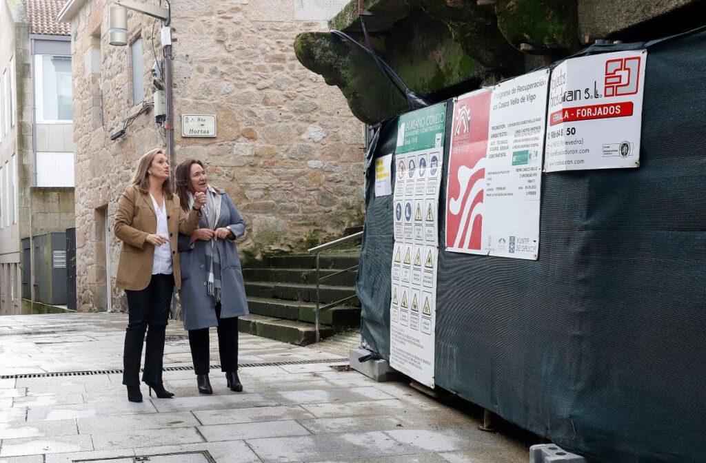 El Consorcio Casco Vello avanza en la "emblemática" obra de la calle Hortas y saca a concurso público un nuevo local comercial