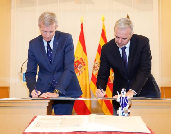 El presidente de la Xunta mantuvo hoy una reunión institucional con su homólogo aragonés