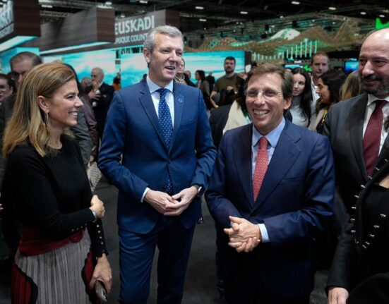 Rueda destaca la hospitalidad como uno de los principales valores del turismo gallego y apuesta por seguir reforzando el sector dentro de la sostenibilidad