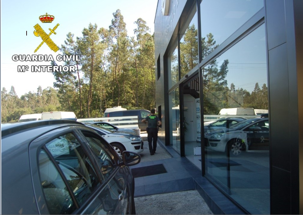 La Guardia Civil de Caldas de Reis, investiga a una persona acusada del robo con fuerza en las cosas