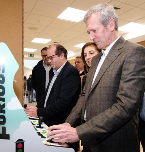 Rueda destaca la inversión de la Xunta para poner en marcha la primera planta pública de Galicia para el tratamiento de residuos textiles