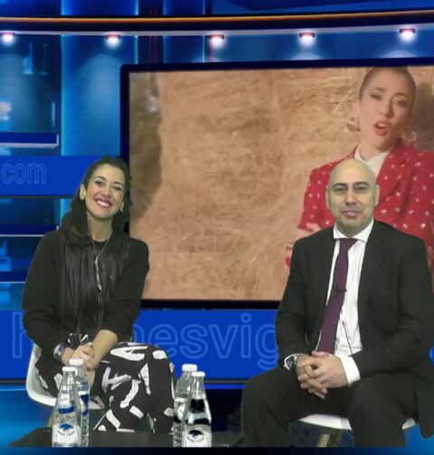 La cantante Lucía Pérez presenta su nuevo tema Tanto en nuestro magazine Mercato