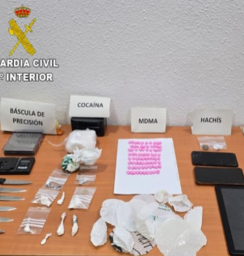 La Guardia Civil detiene a un vecino de Baiona e investiga a otros tres por un presunto delito de tráfico de drogas