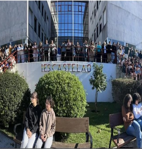 El Instituto Castelao de Vigo, ganador del concurso escolar de las Letras Galegas