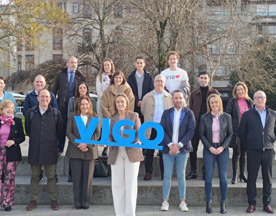 Luisa Sánchez da presenta la lista de integrantes del comité ejecutivo de su candidatura a la Presidencia del PP de Vigo