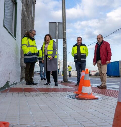 La Xunta amplía las aceras de la calle Canido, en Vigo, para facilitar la movilidad peatonal