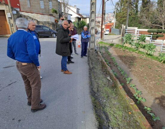 El PP de Vigo reclama a Caballero que atienda las quejas de la Rúa Roupeiro ante la “chapuza” en que se ha convertido la “humanización” prometida