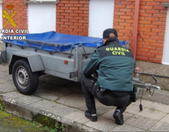 La Guardia Civil recupera un remolque e investiga a una persona como presunto autor de su hurto en Caldas de Reis