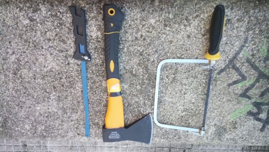 Detenido un hombre en Vigo por robar a su vecina que se encuentra en silla de ruedas y que le dejó las llaves de casa para ayudarle