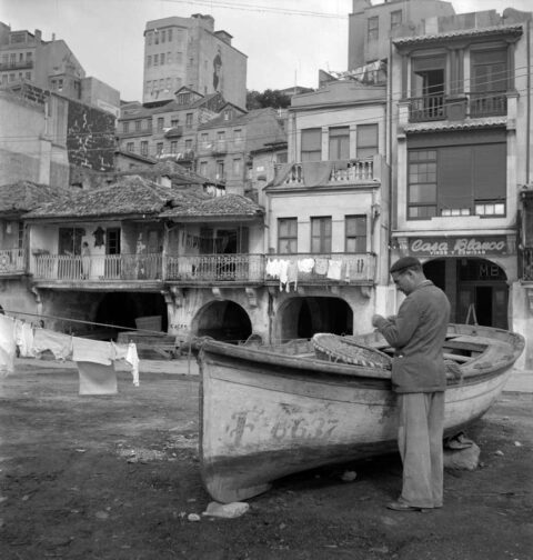 La Xunta programa en el Museo del Mar una muestra de Nicolás Muller con fotografías de las Rías Baixas