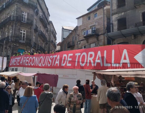 Asociaciones vecinales y ecologistas En la fiesta de la Reconquista reclaman recuperar el acceso libre a isla de Toralla para el pueblo de Vigo