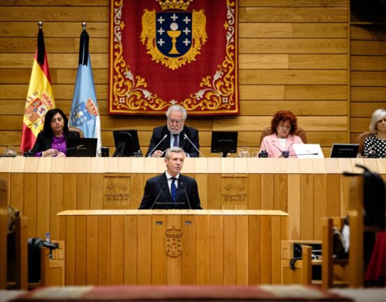 Rueda lanza nuevas medidas en industria, vivienda, atención a los mayores y apoyo a las familias para seguir proyectando una Galicia en grande