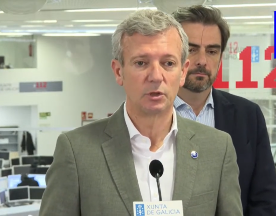 El presidente de la Xunta, Alfonso Rueda, anuncia que el 97% de la suministración eléctrica está ya restablecida en Galicia después del apagón de este lunes