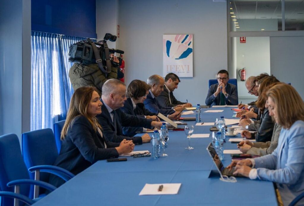 La Xunta insta a Ayuntamiento y Zona Franca a aclarar de manera urgente se firman el preacuerdo conseguido hace seis meses para potenciar el Ifevi