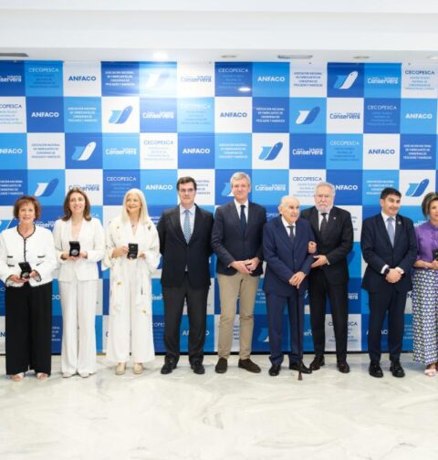 Rueda destaca al sector conservero gallego como referente de la economía y representante de la marca Galicia Calidade por el mundo