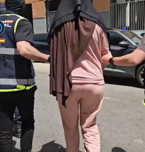 La Policía Nacional detiene a dos mujeres que habían creado una academia de la yihad dirigida a mujeres