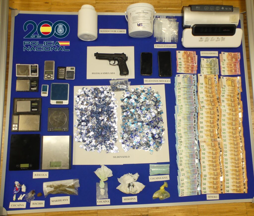 La Policía Nacional de Vigo desarticula una organización dedicada al tráfico de drogas y medicamentos falsificados