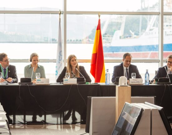 La reunión ministerial de OSPAR celebrada en Vigo refuerza la acción conjunta para proteger el Atlántico Nordeste