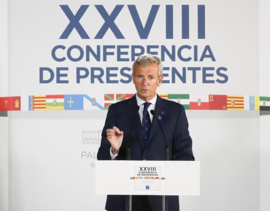 Rueda lamenta que la conferencia de presidentes sirvió para que el gobierno central tuviera "su foto" pero los gallegos marchan de ella sin nada