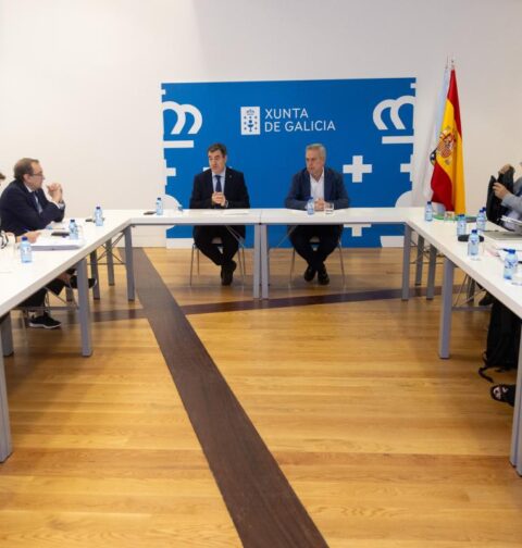 La Xunta y las tres universidades públicas gallegas acuerdan crear un grupo de trabajo para actualizar y potenciar el acuerdo de 2015 sobre el grado en Medicina