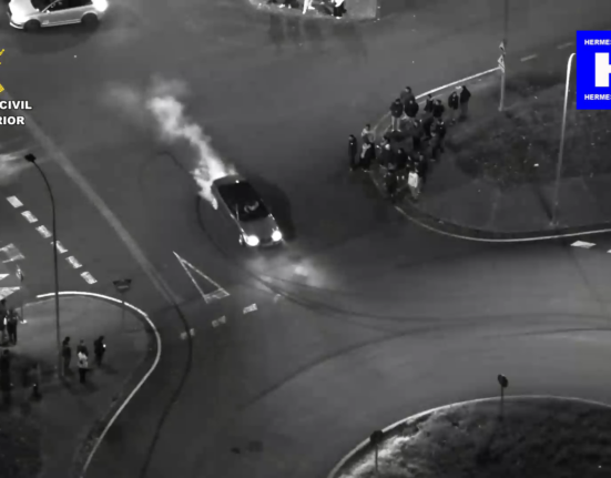 La Guardia Civil de Pontevedra actúa contra carreras ilegales de vehículos en el polígono industrial de O Campiño