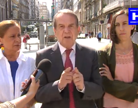 El Caballero Psoe más autoritario insta a Alfonso Rueda a aceptar el plan de vivienda de Pedro Sánchez