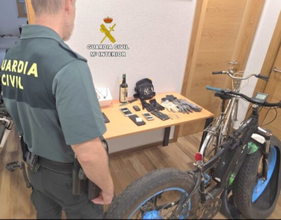 La Guardia Civil detiene a un vecino de Oia por presuntos delitos de robos con fuerza y hurtos en Baiona
