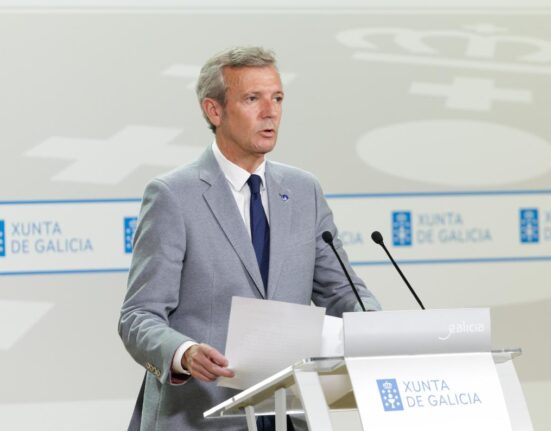 Rueda anuncia que la Xunta ultima el lanzamiento del Bono Peixe que estará disponible a partir del próximo 28 de julio para su descarga