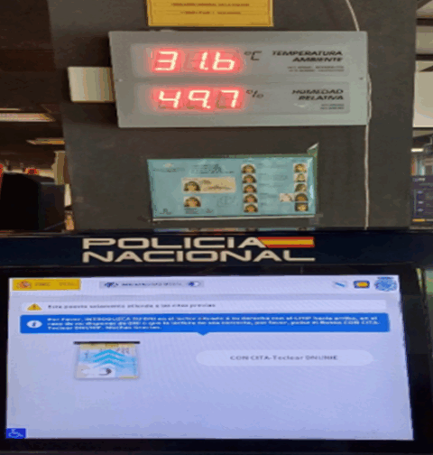 Jupol denuncia el insoportable calor que llegan a calificar de infierno que pasan en la  comisaría de Vigo.