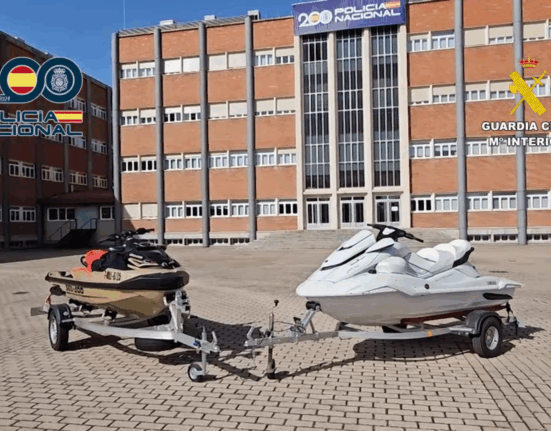 Desarticulado un grupo criminal dedicado a la venta de motos de agua obtenidas de manera fraudulenta