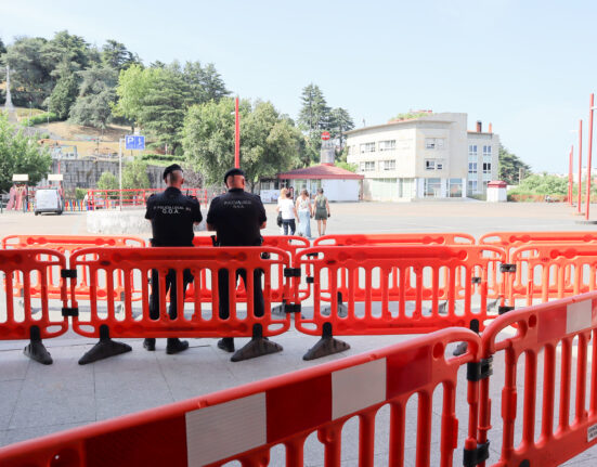 El BNG de Vigo denuncia que el Gobierno local identifica por motivos raciales y veta el acceso de feriantes al Ayuntamiento