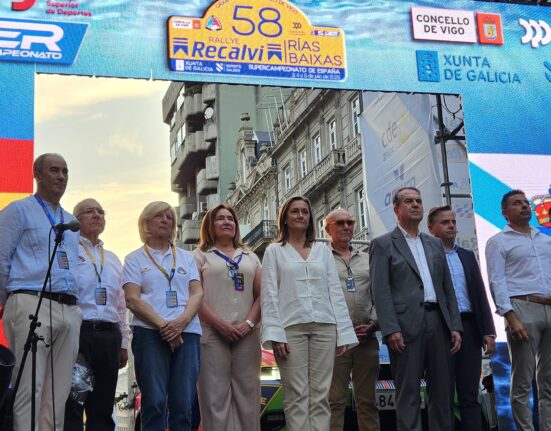 Amigas das Árbores Vigo denuncian que el Rallye Rías Baixas 2025 convierte el monte del Castro en una pista de contaminación: la hipocresía institucional desenmascarada
