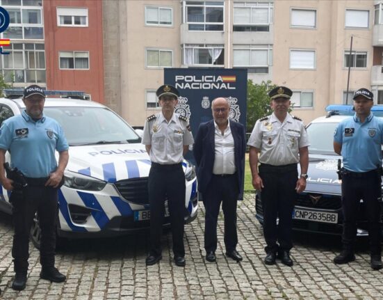 La Policía Nacional y la Policía de Seguridad Pública de Portugal patrullan juntas en Vigo y Redondela