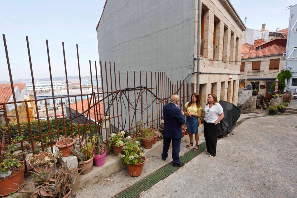 El Consorcio Casco Vello compra un solar en la Plaza del Peñasco para continuar con la rehabilitación del área del Berbés y la construcción de nueva vivienda pública