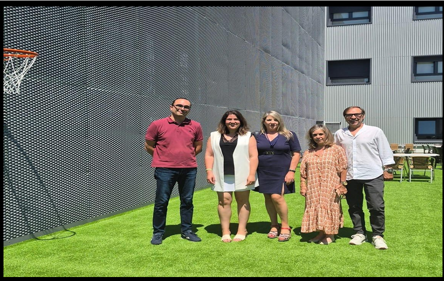 La Xunta destina 1 M€ anuales para financiar 35 plazas en la nueva residencia de Aspanaex en Vigo, que ya está en funcionamiento