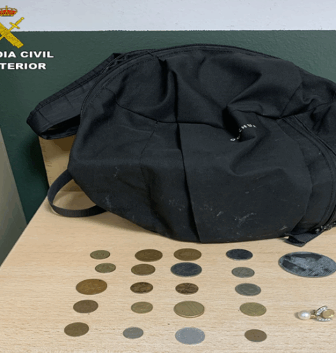 La Guardia Civil de Pontevedra detiene a una persona en Moaña por un presunto delito de robo con fuerza en interior de vivienda