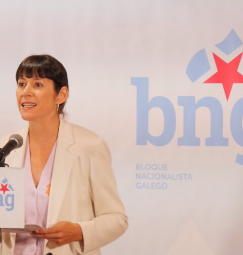 Pontón exige la dimisión de Rueda por la peor gestión de una ola de fuegos en la historia de Galicia