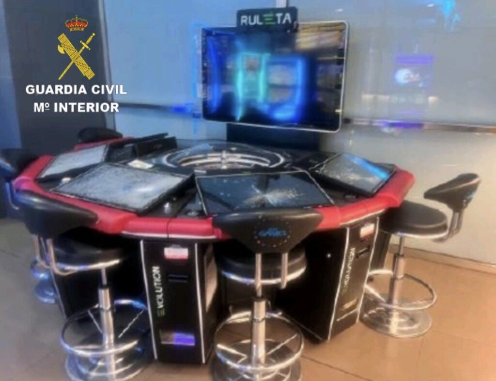 La Guardia Civil detiene a una persona en Poio por un presunto delito de daños en un salón de apuestas