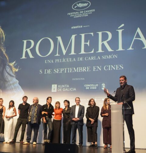 López Campos subraya el papel del cine como embajador de Galicia en el preestreno de "Romería" en Vigo