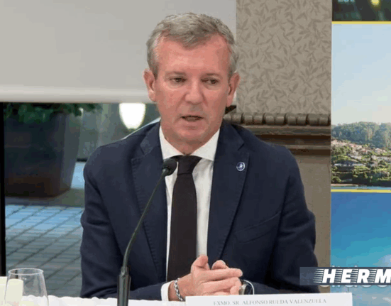 Rueda destaca en Vigo la importancia de la combinación de economía y respeto por el medio ambiente para el desarrollo del litoral