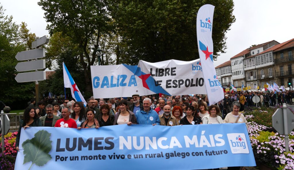 Pontón recrimina a Rueda que no dimita por su "negligente e incompetente" gestión de la vaga de fuegos