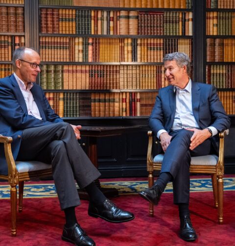 Merz y Feijóo muestran su sintonía en la flexibilización de la Agenda Verde, en la necesidad de desregulación y en política exterior y migratoria