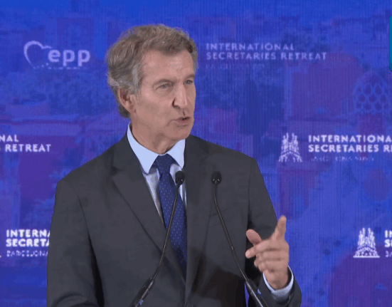 Feijóo exige aumentar el gasto en defensa para frenar la inmigración irregular y acusa a Sánchez de aislar a España en Europa