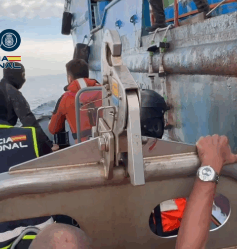 El GEO intercepta un mercante con 6.500 kilos de cocaína rumbo al Puerto de Vigo