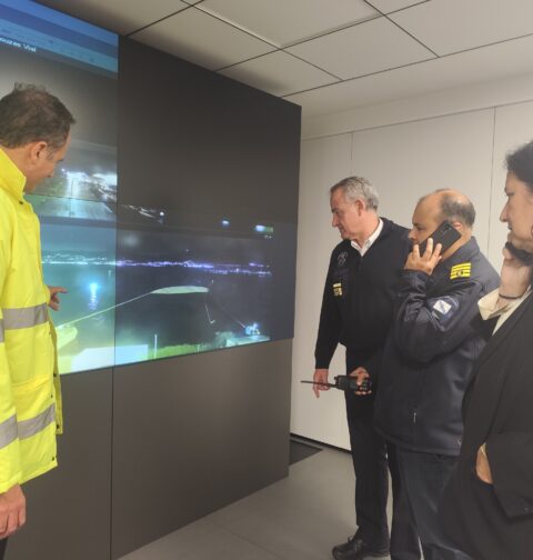 La Xunta activa el plan camgal en su nivel de emergencia 1 debido al derrame de un silo de aceite de palma en la Ría de Vigo, no tóxico para la población ni para el medio ambiente marino