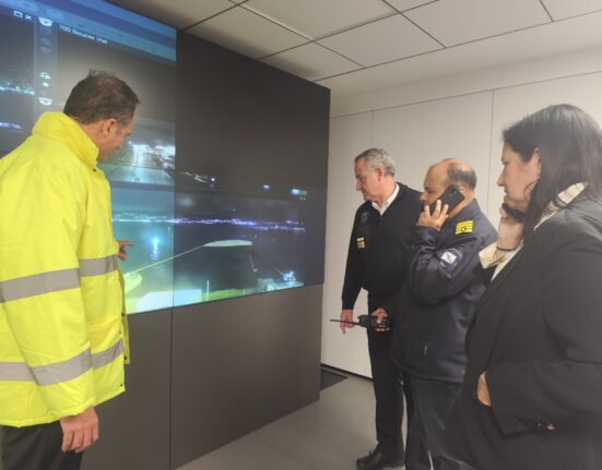 La Xunta activa el plan camgal en su nivel de emergencia 1 debido al derrame de un silo de aceite de palma en la Ría de Vigo, no tóxico para la población ni para el medio ambiente marino