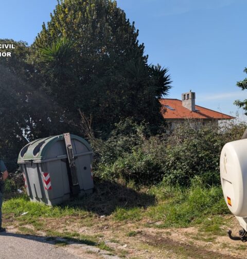 La Guardia Civil investigaa una vecina de Cangas de Morrazo por presunto delito de abandono y maltrato animal